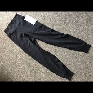 Brand New Lululemon sz 2 Align Jogger pants